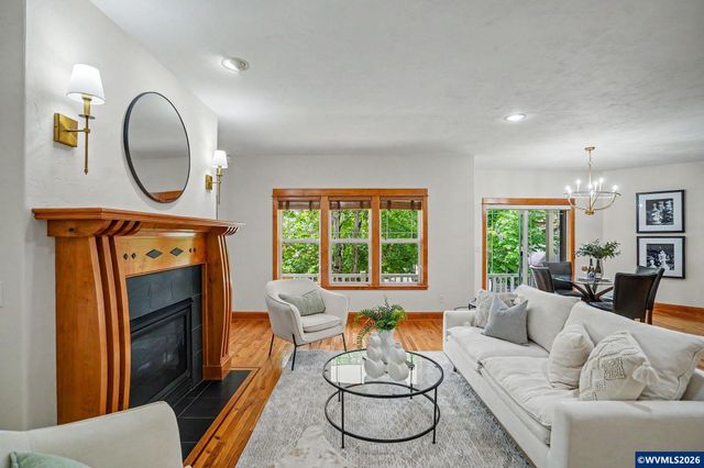 2880 SW Mulligan Pl, Corvallis, OR 97333