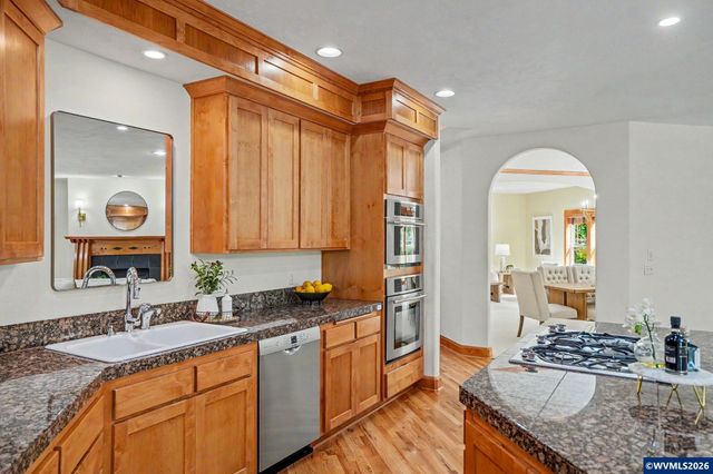 2880 SW Mulligan Pl, Corvallis, OR 97333