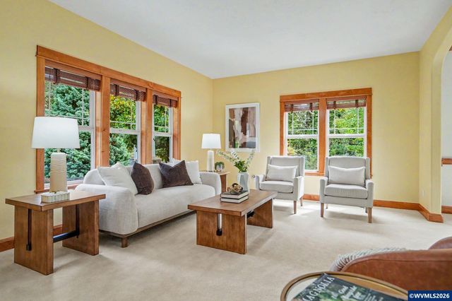 2880 SW Mulligan Pl, Corvallis, OR 97333