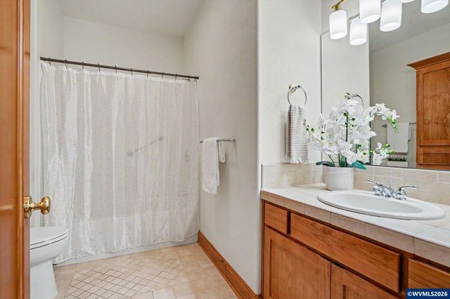 2880 SW Mulligan Pl, Corvallis, OR 97333