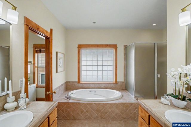 2880 SW Mulligan Pl, Corvallis, OR 97333