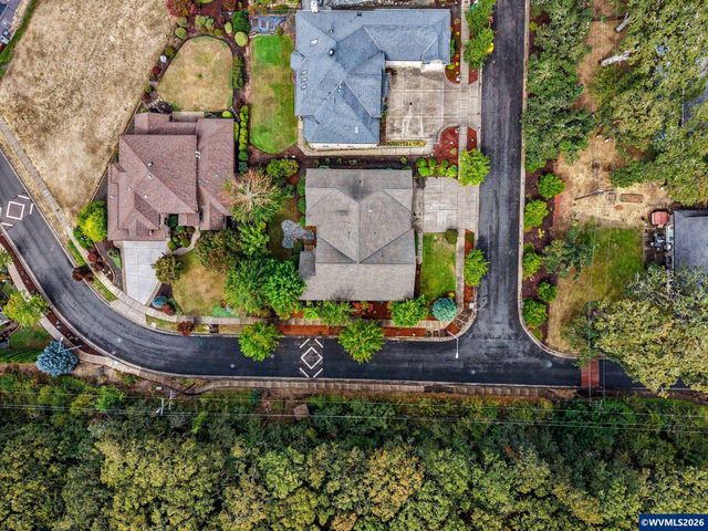 2880 SW Mulligan Pl, Corvallis, OR 97333