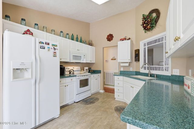 103 Rustic Drive, West End, NC 27376
