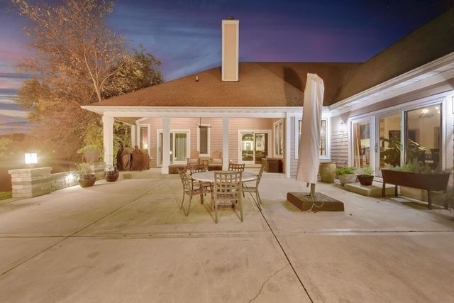 560 Birch Hollow Drive, Antioch, IL 60002
