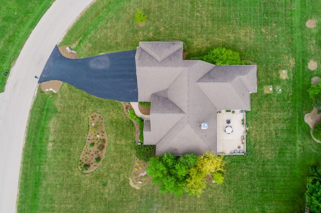 560 Birch Hollow Drive, Antioch, IL 60002