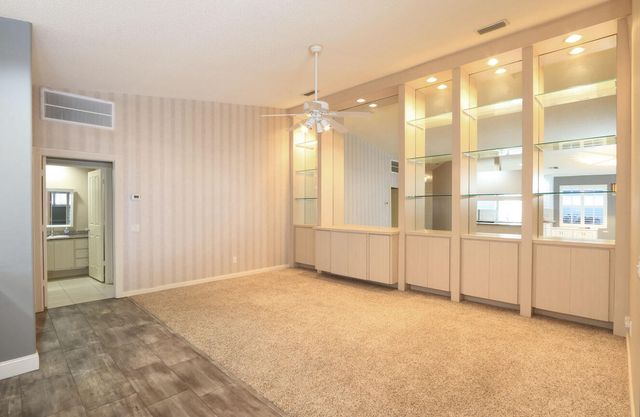 1220 NW Bentley Cir Apt B, Port St Lucie, FL 34986