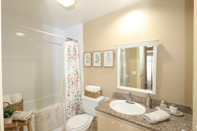 1220 NW Bentley Cir Apt B, Port St Lucie, FL 34986
