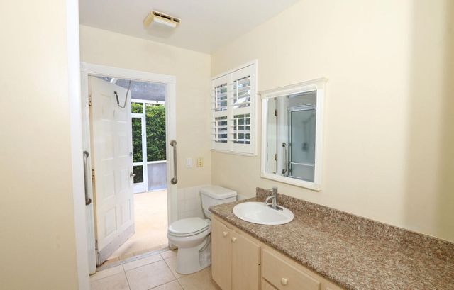 1220 NW Bentley Cir Apt B, Port St Lucie, FL 34986