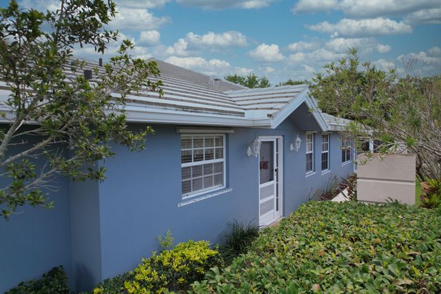 1220 NW Bentley Cir Apt B, Port St Lucie, FL 34986