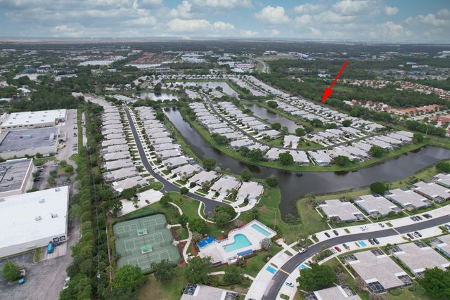 1220 NW Bentley Cir Apt B, Port St Lucie, FL 34986