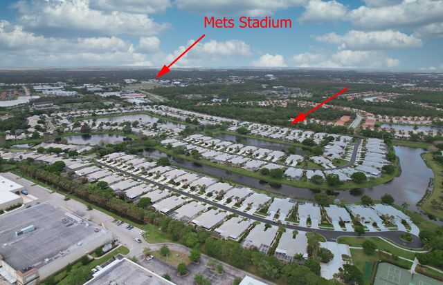 1220 NW Bentley Cir Apt B, Port St Lucie, FL 34986