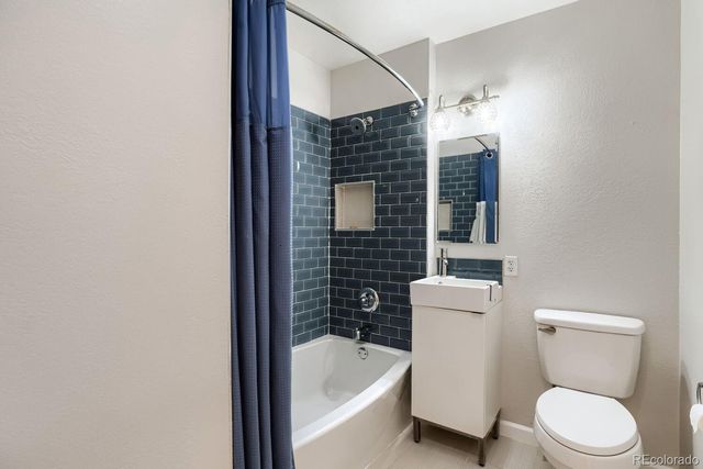 6115 Johnson Way, Arvada, CO 80004