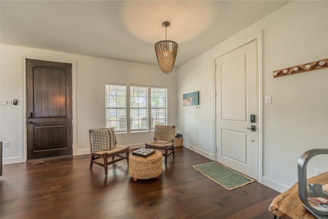 2025 Columbus Avenue, Waco, TX 76701