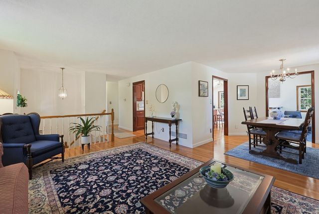 18 Princeton St, Peabody, MA 01960