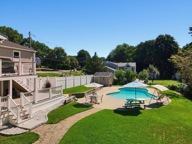 18 Princeton St, Peabody, MA 01960