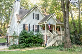 1040 Mosswood Drive, Bogart, GA 30622