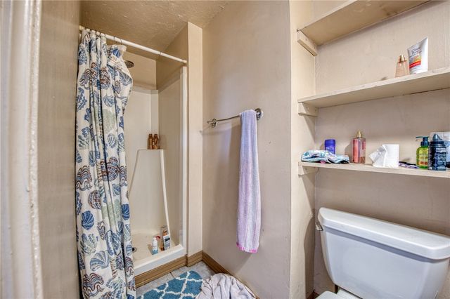 3007 Pyramid Ave, Brentwood, PA 15227