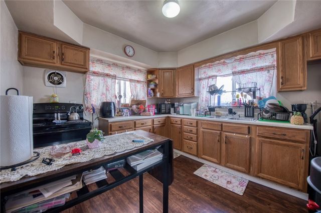 3007 Pyramid Ave, Brentwood, PA 15227