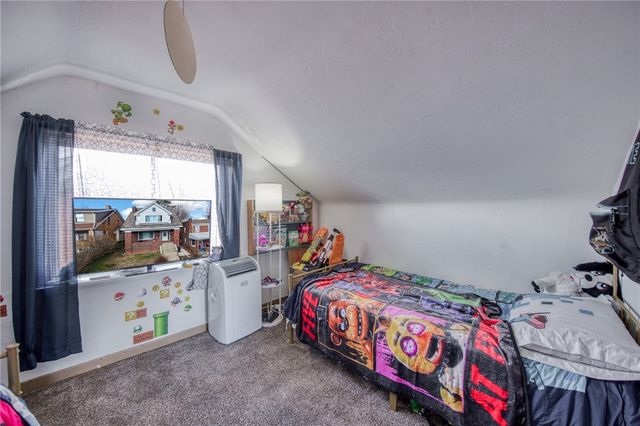 3007 Pyramid Ave, Brentwood, PA 15227