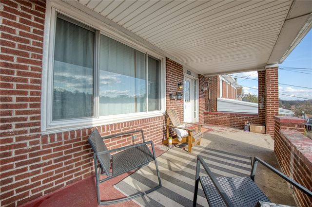 3007 Pyramid Ave, Brentwood, PA 15227