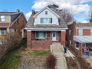 3007 Pyramid Ave, Brentwood, PA 15227