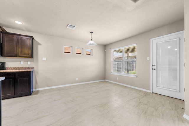 4201 Colonel DR, Killeen, TX 76549