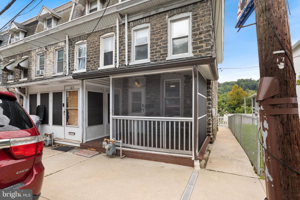 619 FORD ST, CONSHOHOCKEN, PA 19428 — exterior