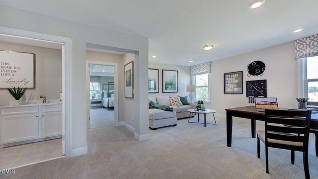 312 Diamond Bluff Lane, Holly Springs, NC 27540