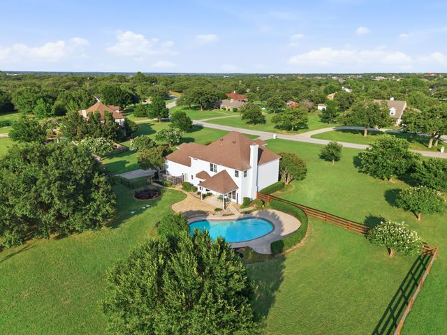 1301 Rolling Acres Drive, Argyle, TX 76226