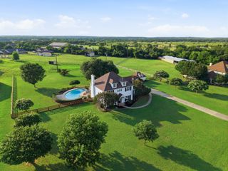 1301 Rolling Acres Drive, Argyle, TX 76226
