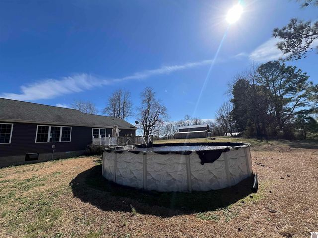 4697 State Route 384, Mayfield, KY 42066