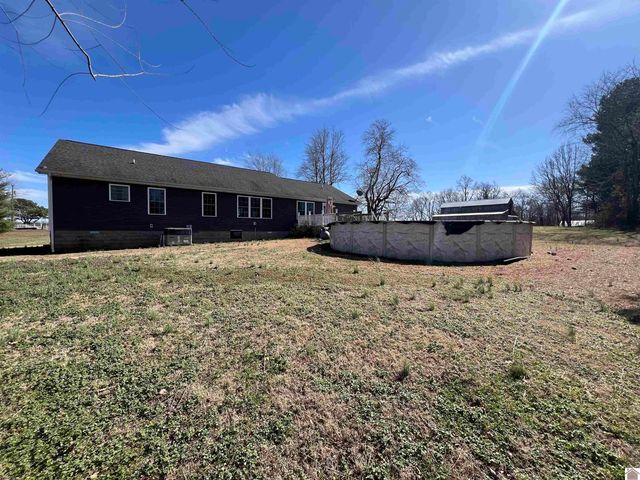 4697 State Route 384, Mayfield, KY 42066