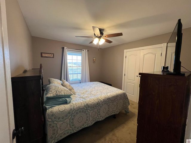 4697 State Route 384, Mayfield, KY 42066