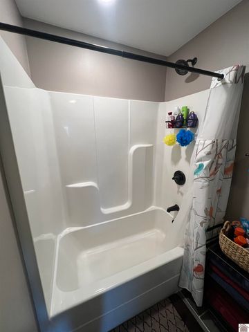 4697 State Route 384, Mayfield, KY 42066