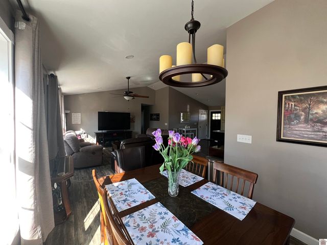 4697 State Route 384, Mayfield, KY 42066