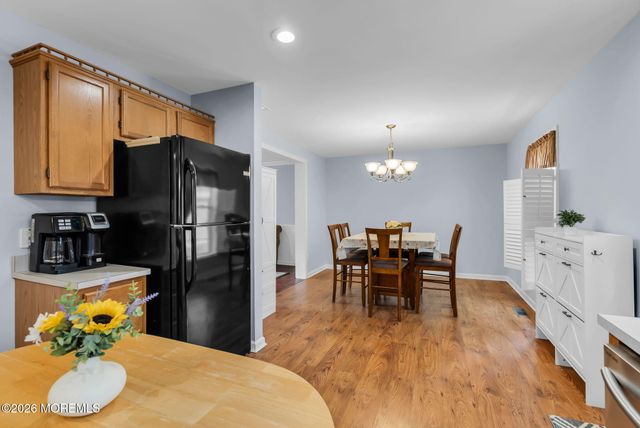 812 Beacon Street, Toms River, NJ 08757