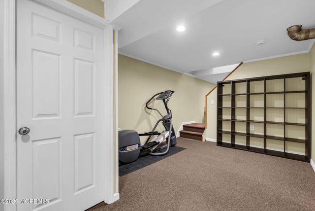 812 Beacon Street, Toms River, NJ 08757