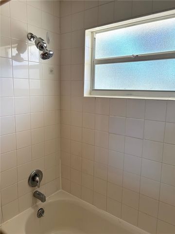 1590 5th Avenue, Vero Beach, FL 32960