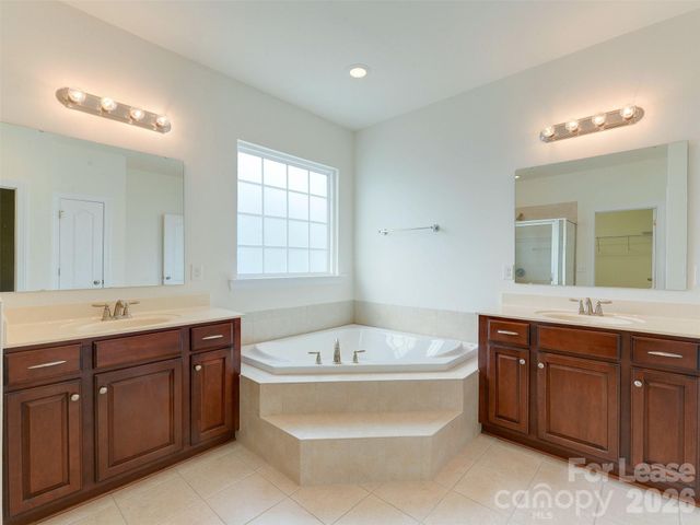 12926 Union Square Drive, Huntersville, NC 28078