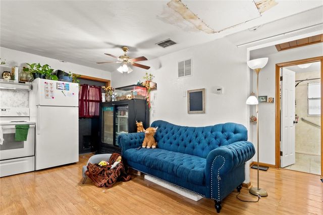 39145 6TH AVENUE, Zephyrhills, FL 33542