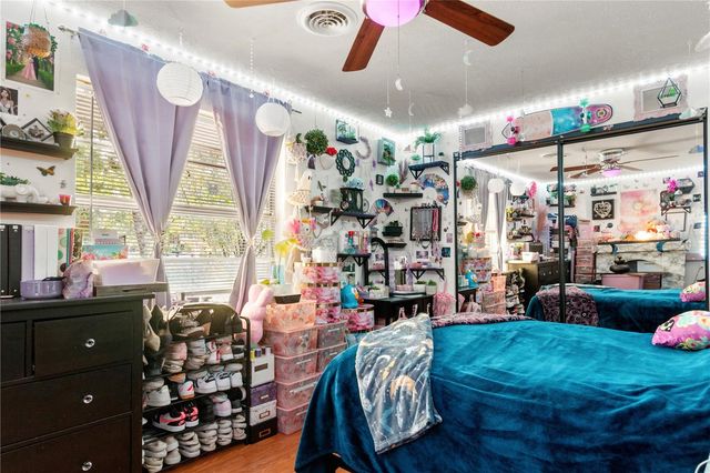 39145 6TH AVENUE, Zephyrhills, FL 33542