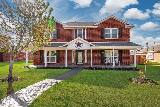 3820 Blossom Drive, Sachse, TX 75048