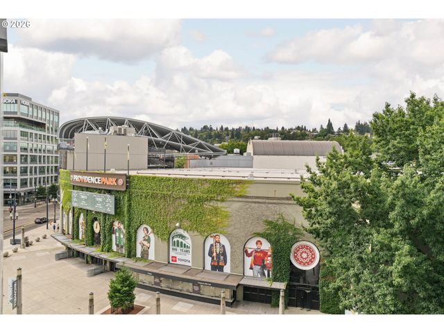 1926 W BURNSIDE St 614, Portland, OR 97209