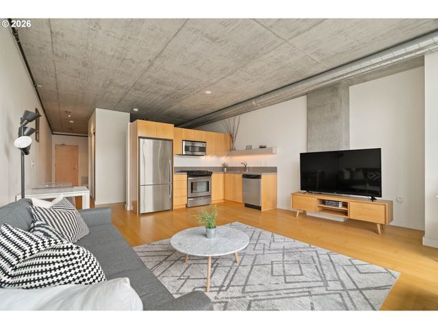 1926 W BURNSIDE St 614, Portland, OR 97209