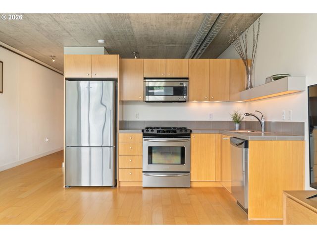 1926 W BURNSIDE St 614, Portland, OR 97209