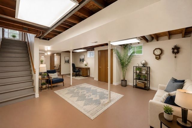 1352 NW 71st Place, Ankeny, IA 50023