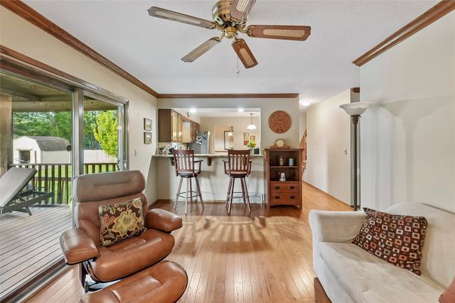 1352 NW 71st Place, Ankeny, IA 50023