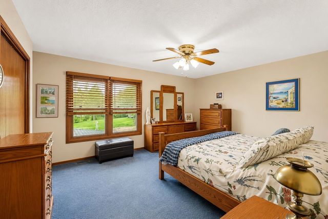 1352 NW 71st Place, Ankeny, IA 50023