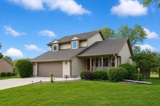 1352 NW 71st Place, Ankeny, IA 50023