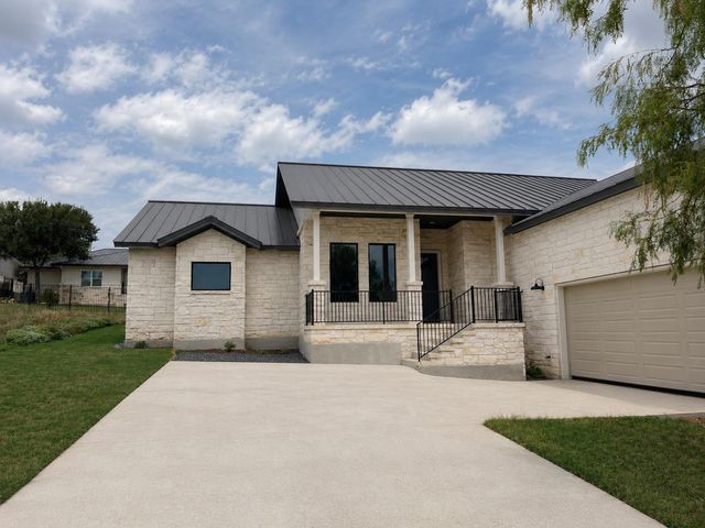 316 Sweet Grass, Horseshoe Bay, TX 78657